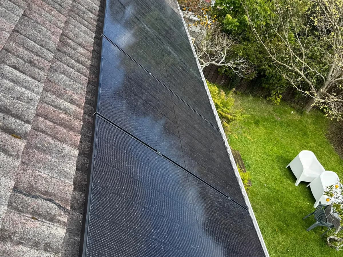 A 4.55kW EFS Solar array on a tile roof in New Plymouth, Taranaki