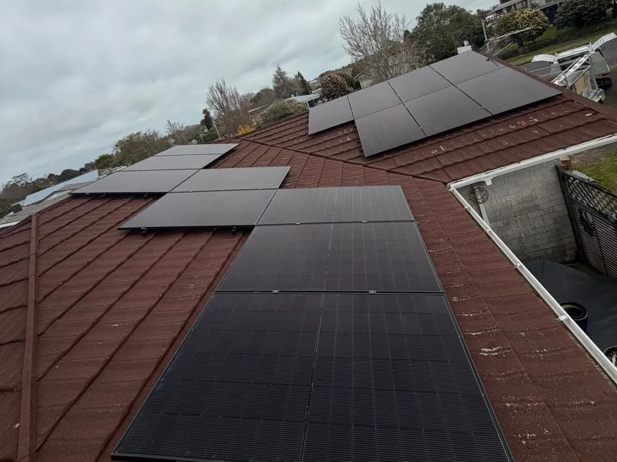 A 6.6kW EFS Solar array on a home in Stratford, Taranaki